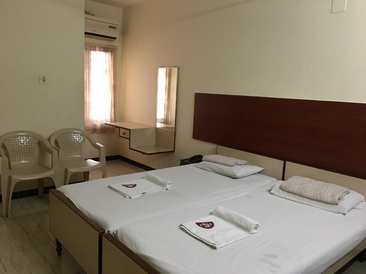 Hotel Subashini International Chennai Exterior photo